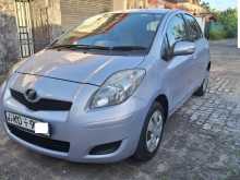 Toyota VITZ 8 Airbags 2008 Car