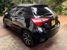https://riyasewana.com/uploads/toyota-vitz-8102516476.jpg