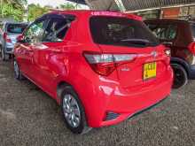 https://riyasewana.com/uploads/toyota-vitz-8121337862.jpg