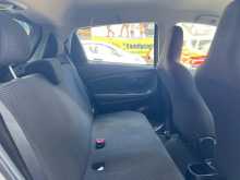 https://riyasewana.com/uploads/toyota-vitz-9125452766.jpg