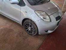 Toyota VITZ 2007 Car