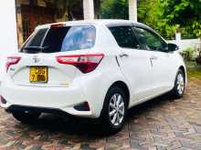 https://riyasewana.com/uploads/toyota-vitz-edition-11637534672.jpg