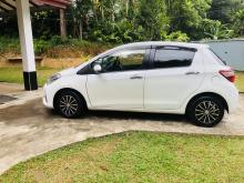 https://riyasewana.com/uploads/toyota-vitz-edition-1210474817366.jpg
