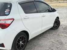 https://riyasewana.com/uploads/toyota-vitz-edition-1323180122863.jpg