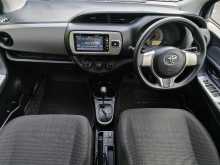 https://riyasewana.com/uploads/toyota-vitz-edition-1513595025.jpg