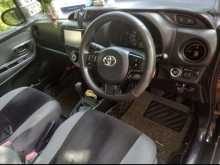 https://riyasewana.com/uploads/toyota-vitz-edition-171222385003.jpg
