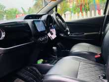 https://riyasewana.com/uploads/toyota-vitz-edition-2018-1616354412313.jpg