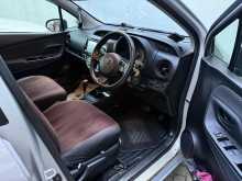 https://riyasewana.com/uploads/toyota-vitz-edition-3023101222083.jpg