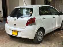 https://riyasewana.com/uploads/toyota-vitz-f-2007-259312912552.jpg