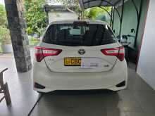 https://riyasewana.com/uploads/toyota-vitz-hybrid-2017-312470412962.jpg