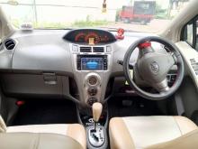 https://riyasewana.com/uploads/toyota-vitz-ill-41415356273.jpg