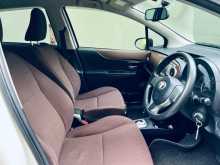 https://riyasewana.com/uploads/toyota-vitz-jewela-30101700622.jpg