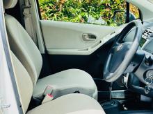 https://riyasewana.com/uploads/toyota-vitz-kps90-119084317815.jpg