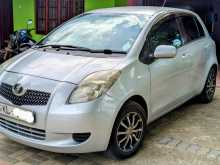 https://riyasewana.com/uploads/toyota-vitz-ksp-2005-228535812952.jpg