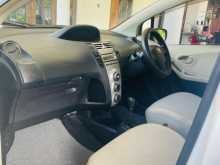 https://riyasewana.com/uploads/toyota-vitz-ksp-2007-2016291212633.jpg
