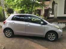 https://riyasewana.com/uploads/toyota-vitz-ksp-201603534592.jpg