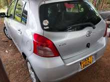 https://riyasewana.com/uploads/toyota-vitz-ksp90-2007-148460912042.jpg