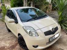 Toyota VITZ 2007 Car