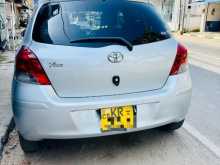https://riyasewana.com/uploads/toyota-vitz-ksp90-2009-1017384512662.jpg