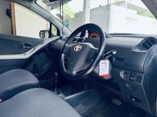 https://riyasewana.com/uploads/toyota-vitz-ksp90-2615481524912.jpg