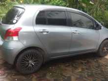 https://riyasewana.com/uploads/toyota-vitz-los-111524414743.jpg