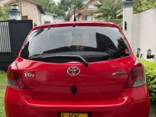 https://riyasewana.com/uploads/toyota-vitz-push-19910286274.jpg