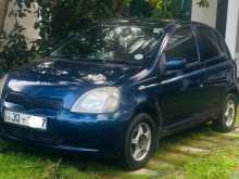 Toyota Vitz 2000 Car