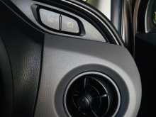https://riyasewana.com/uploads/toyota-vitz-safety-2018-314163912483.jpg