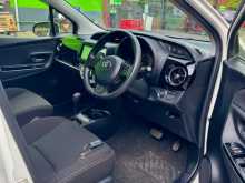 https://riyasewana.com/uploads/toyota-vitz-safety-2020-179375812163.jpg