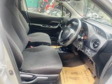 https://riyasewana.com/uploads/toyota-vitz-safety-2416173217115.jpg