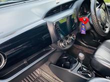 https://riyasewana.com/uploads/toyota-vitz-safety-299051117124.jpg