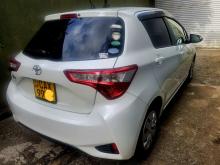https://riyasewana.com/uploads/toyota-vitz-safetypush-171127126686.jpg