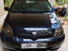 Toyota VITZ SCP10 2000 Car