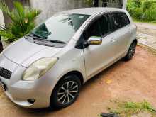 Toyota Vitz Scp90 2007 Car