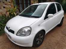 Toyota VITZ SCP10 2000 Car