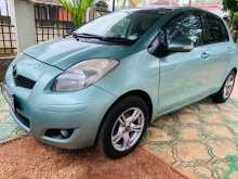 Toyota Vitz SCP90 2007 Car