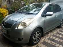 Toyota Vitz SCP90 1.3 2007 Car