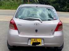 https://riyasewana.com/uploads/toyota-vitz-scp90-2007-2122504512862.jpg