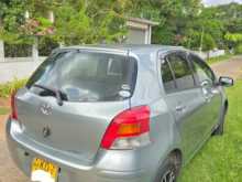https://riyasewana.com/uploads/toyota-vitz-scp90-2007-2519275212113.jpg