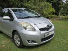 https://riyasewana.com/uploads/toyota-vitz-scp90-20111902472.jpg
