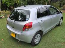 https://riyasewana.com/uploads/toyota-vitz-scp90-20111902783.jpg
