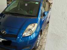 Toyota Vitz SCP90 2009 Car