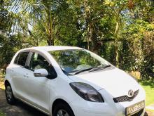 https://riyasewana.com/uploads/toyota-vitz-scp90-410585117052.jpg