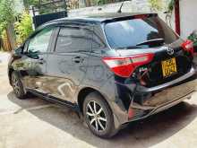 https://riyasewana.com/uploads/toyota-vitz-special-2017-1613370712572.jpg