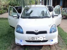 Toyota VITZ 2000 Car