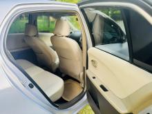 https://riyasewana.com/uploads/toyota-vitz1300cc-88374617156.jpg