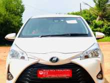 https://riyasewana.com/uploads/toyota-vitz2017-2023-217490912054.jpg