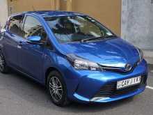 https://riyasewana.com/uploads/toyota-vitzksp130-181057514122.jpg