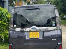 https://riyasewana.com/uploads/toyota-voxy-1102218203.jpg