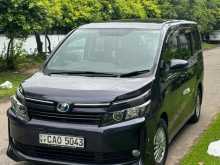 Toyota VOXY 2015 Van